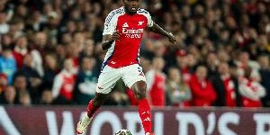 托马斯性侵案当事女性：未满18岁，2021年向阿森纳同步指控遭无视