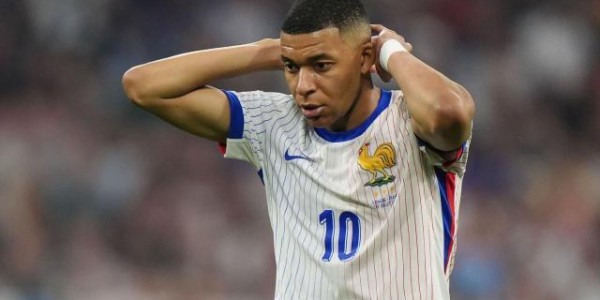 送助攻后陷入迷失 解除封印的姆巴佩没能拯救法国